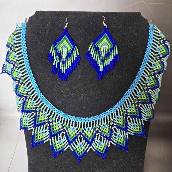 Collar de Flor Shuar - Image 4